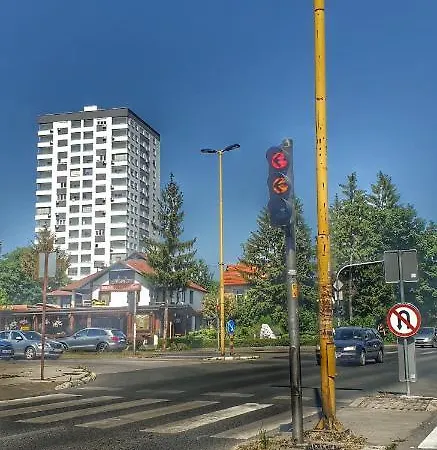 Intime By Nights & Smiles * トゥズラ