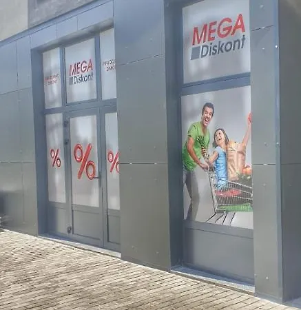 Intime By Nights & Smiles アパート