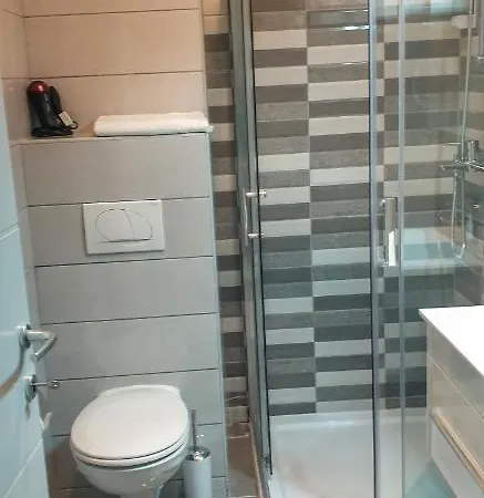 Intime By Nights & Smiles トゥズラ