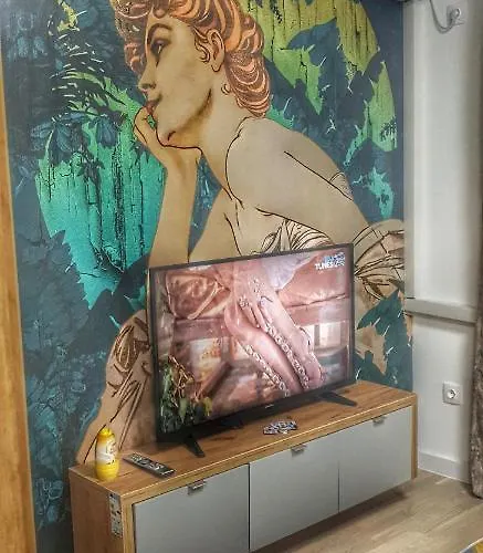 Intime By Nights & Smiles