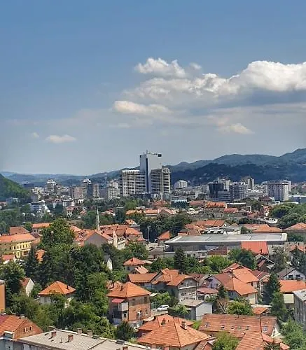 Intime By Nights & Smiles *